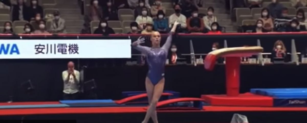 Гимнастка Ангелина Мельникова, представляющая город Владимир, выиграла квалификацию на Чемпионате мира и вышла в финал