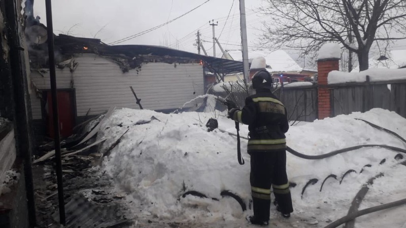 Во Владимирской области крупный пожар тушили 14 человек