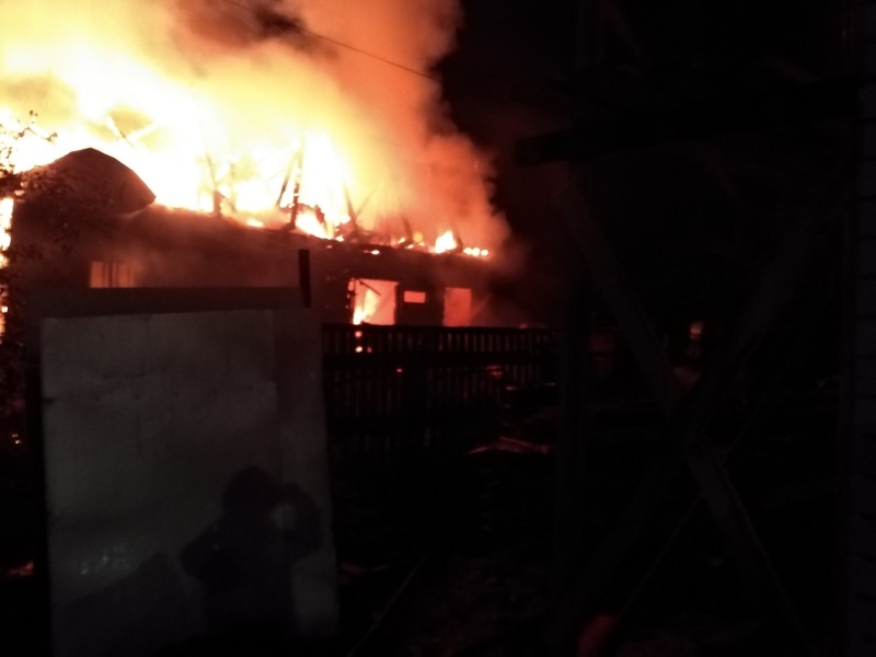 При пожаре в деревне Ручей Владимирской области человек получил ожоги