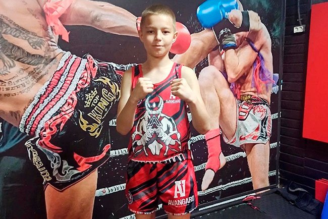 11-летний спортсмен из Владимирской области завоевал "золото" на Первенстве мира по тайскому боксу в Малайзии