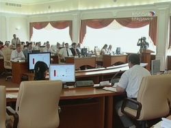 Депутаты ЗС на последнем перед каникулами заседании обсудили более 60-ти вопросов