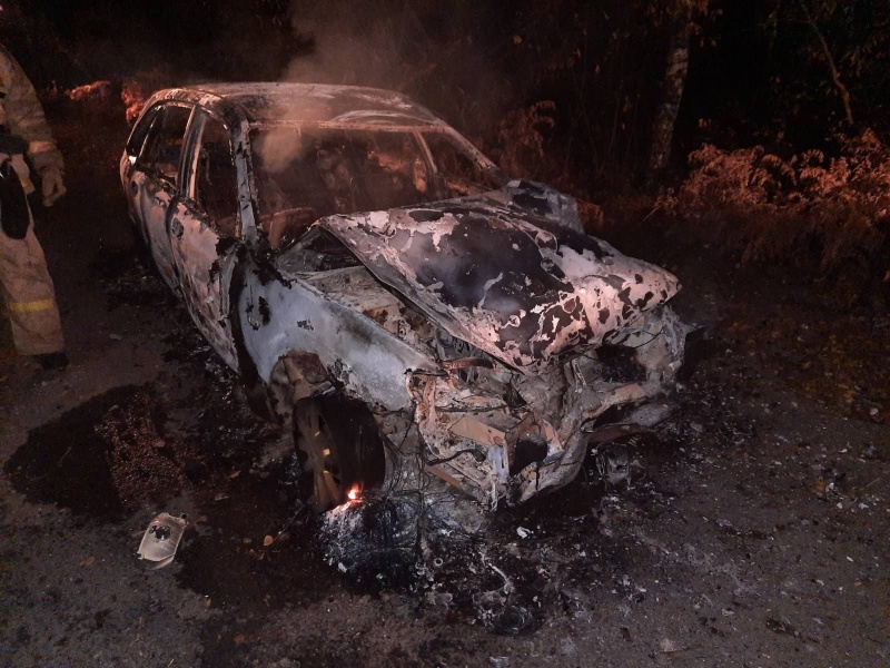 В Муроме ранним утром полностью сгорел легковой автомобиль