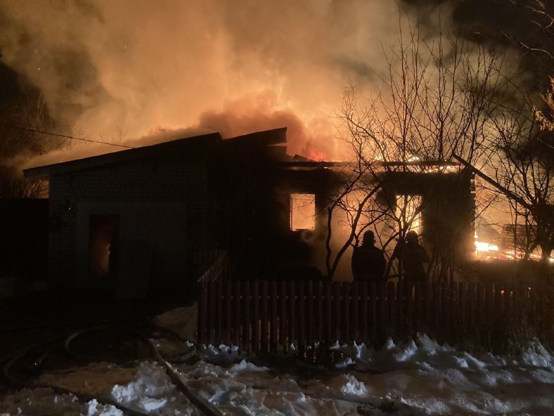 В селе Великово Владимирской области из-за неисправной проводки на пожаре погибли два человека 