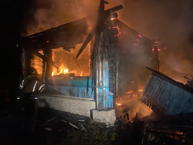Два частных дома сгорели за сутки во Владимирской области