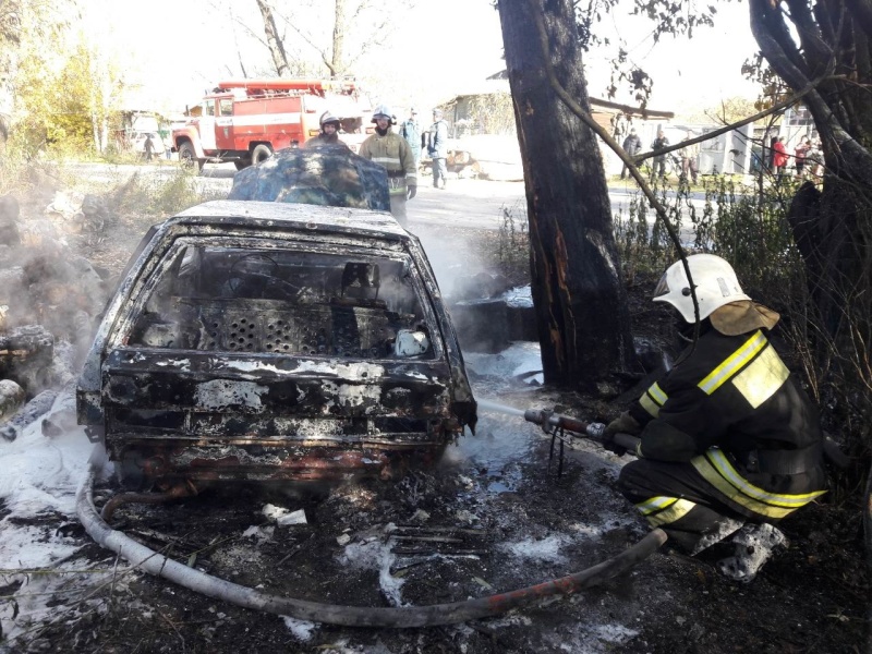 В деревне Семёновка Гусь-Хрустального района сгорел автомобиль