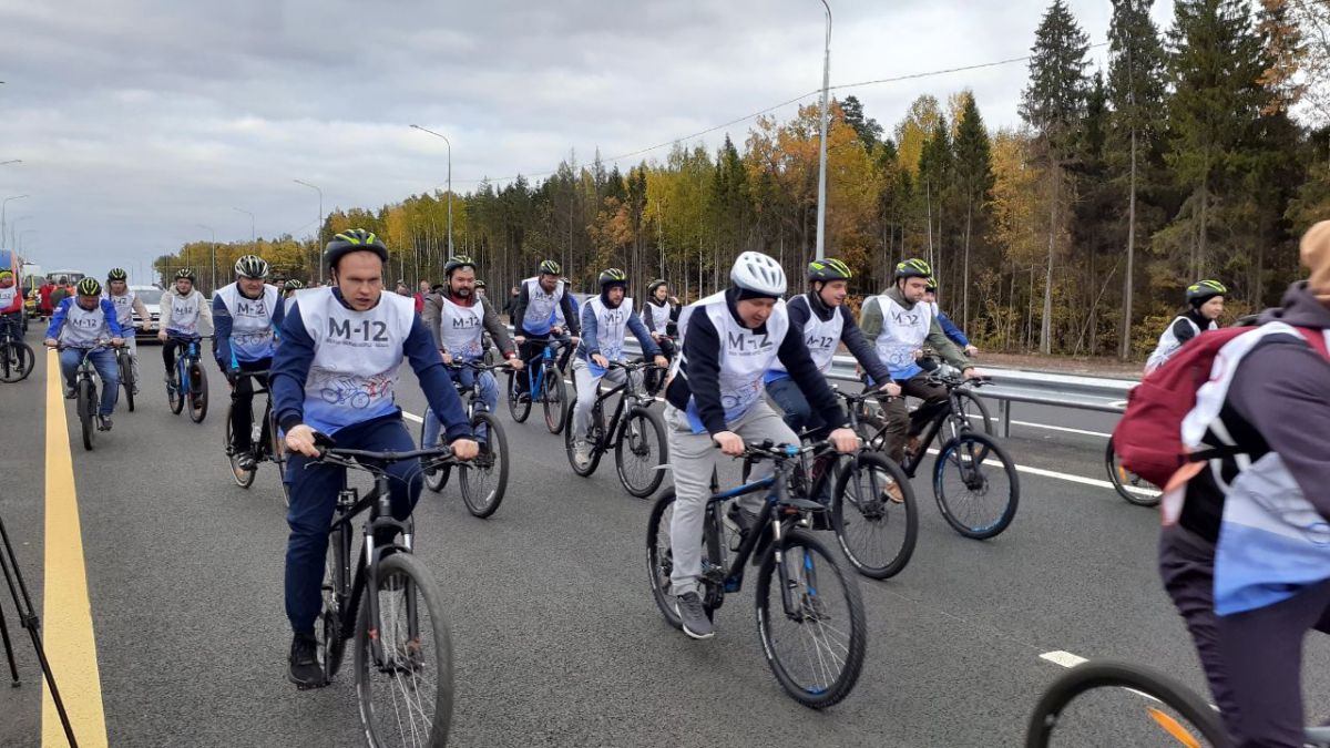 Запуск движения по второму участку трассы М-12 во Владимирской области отметили велозаездом 