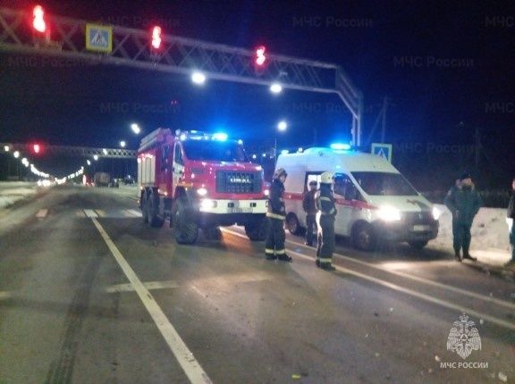 Во Владимирской области после ночного ДТП скончался водитель грузового автомобиля