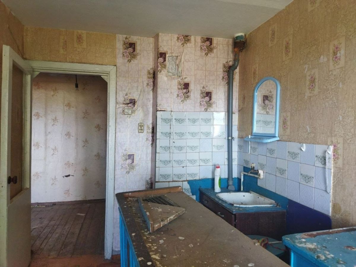 В Гороховце ребенку, лишившемуся родителей, предоставили квартиру в антисанитарном состоянии