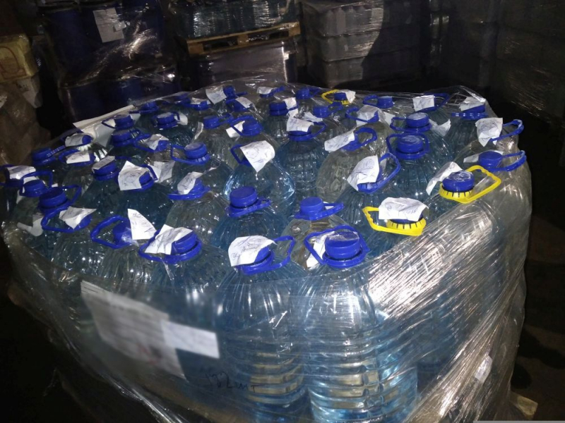 ФСБ во Владимирской области пресечена продажа 7 тысяч литров нелегального алкоголя