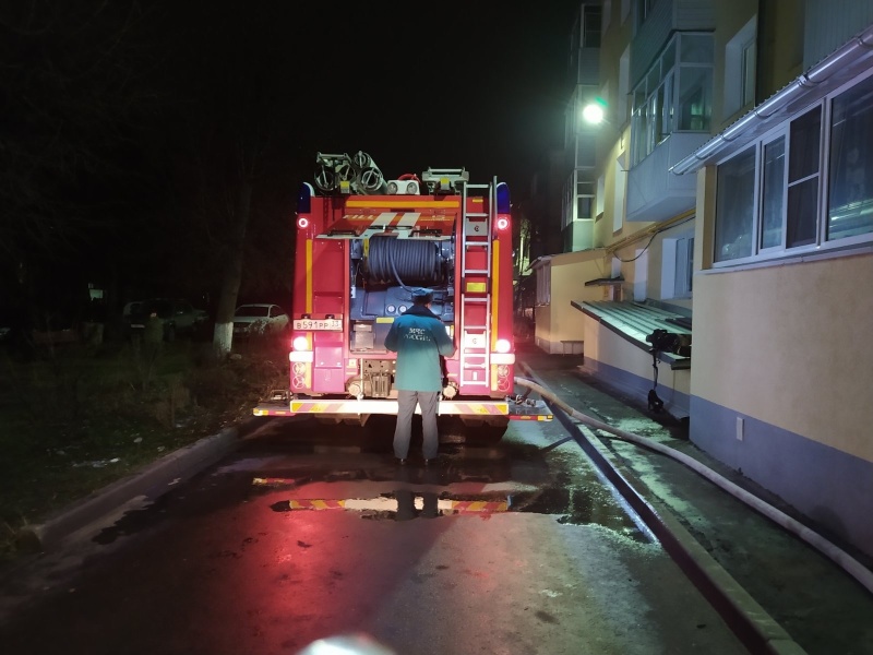 В Муроме из горящего дома эвакуировали 10 человек
