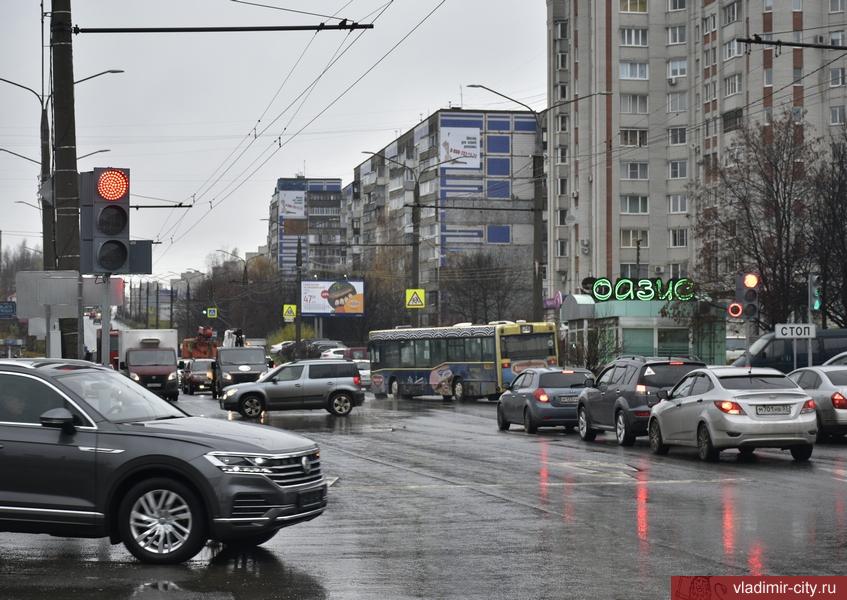 Во Владимире на двух перекрестках установили светофоры