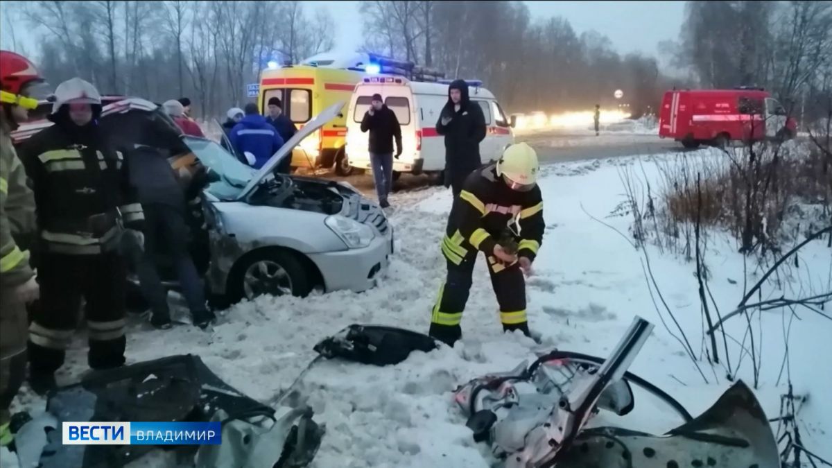 В аварии на 62 километре дороги Касимов-Муром-Арзамас пострадали 3 человека