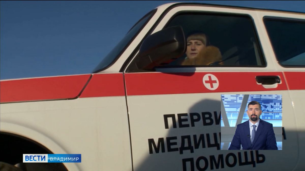 Медики Владимирской области получили ключи от новых легковых машин