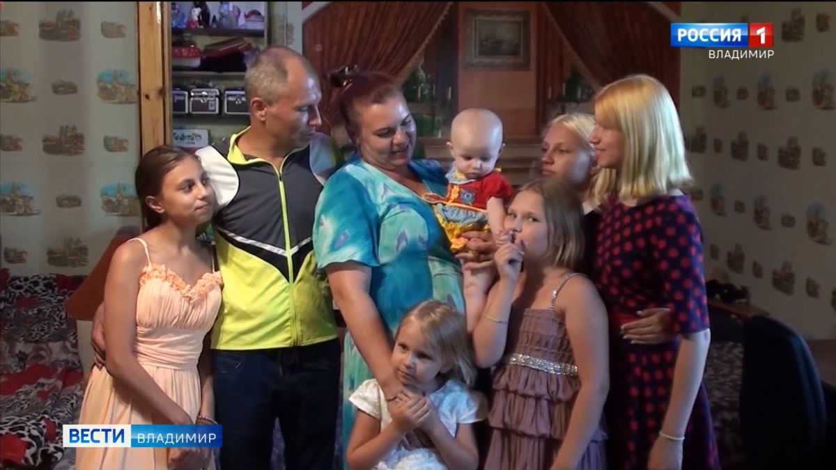 В семье спасателя из Гусь-Хрустального растут шесть дочерей