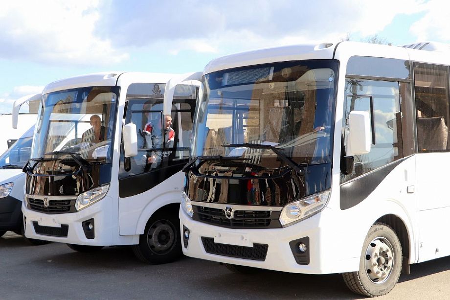 6 новых автобусов будут курсировать по маршрутам в Камешковском районе