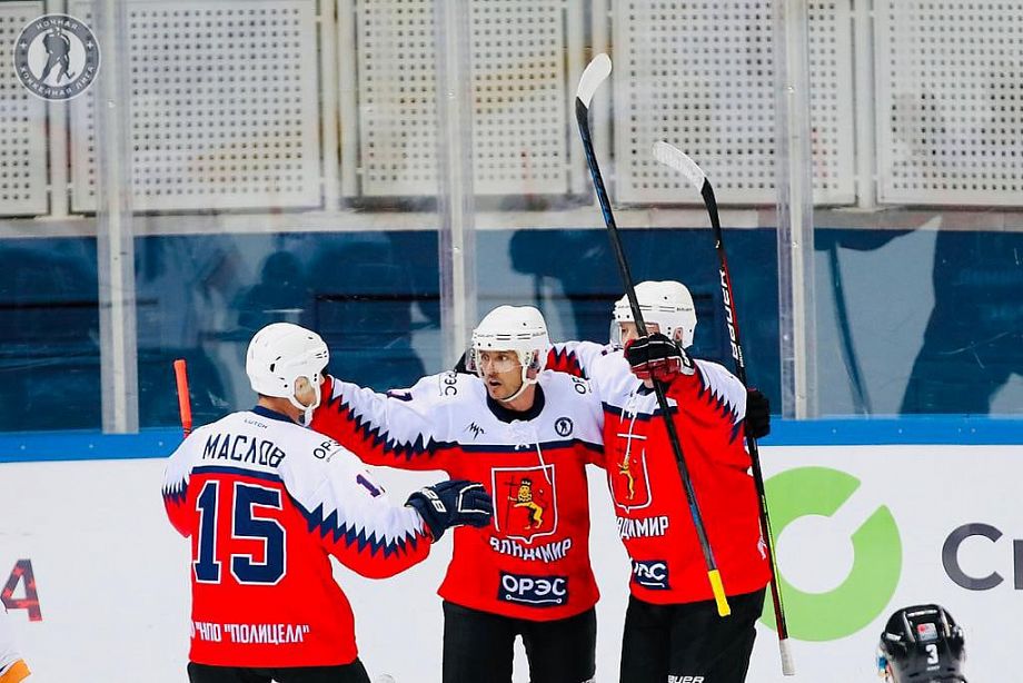 Хоккейный клуб «Владимир» стал серебряным призером «Ночной хоккейной лиги»