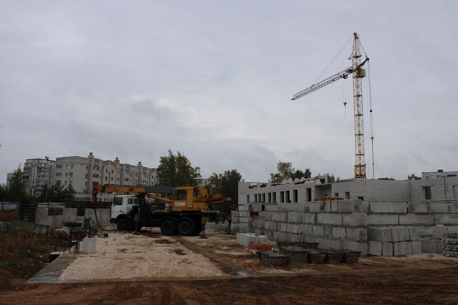 На строительстве проблемной школы в Коврове начали возводить второй этаж