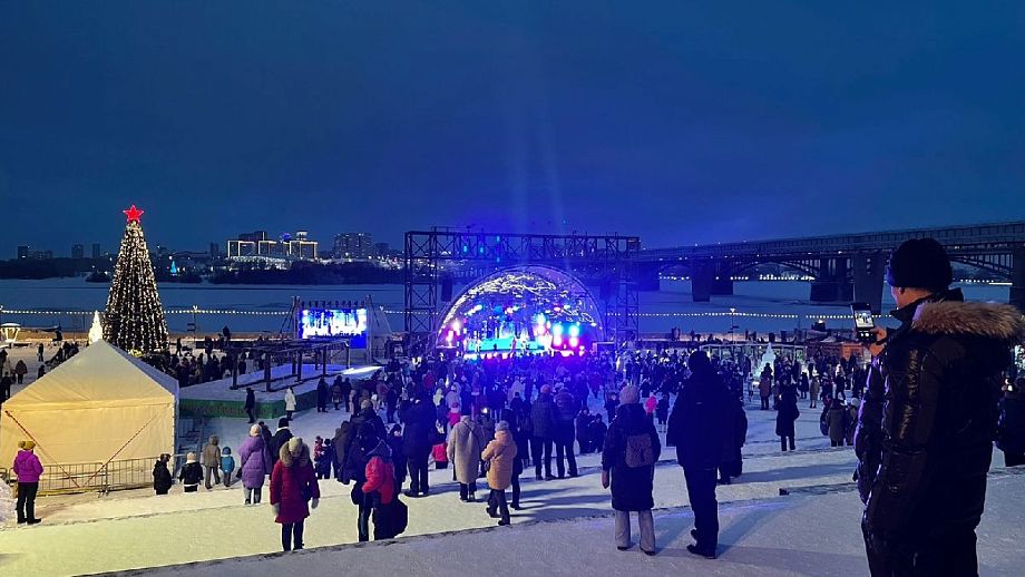Корреспондент ГТРК «Владимир» участвовала в церемонии вручения символа «Новогодней столицы» Суздалю