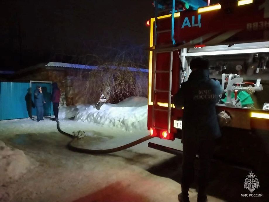 Во Владимирской области сотрудники МЧС спасли едва не задохнувшегося от угарного газа мужчину