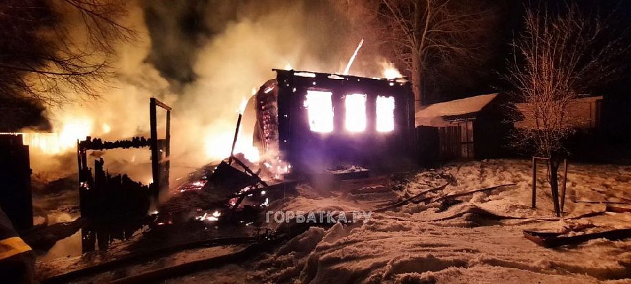 Во Владимирской области сгорел жилой дом