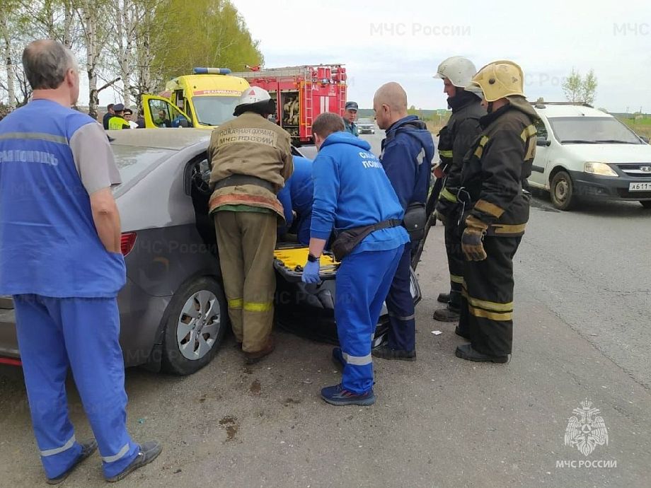 Во Владимирской области на трассе М-7 «Волга»  проводилась деблокировка пострадавшего в ДТП