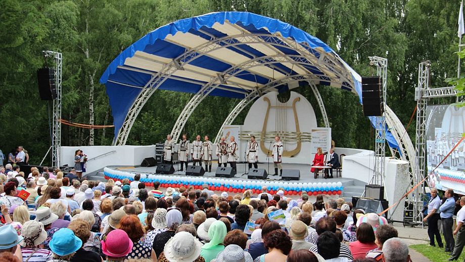 В Фатьяновском парке к юбилейному фестивалю поэзии расширят пространство для гостей