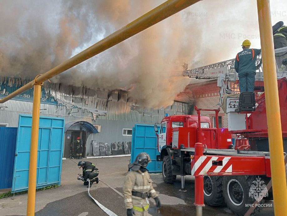 Во Владимирской области произошел крупный пожар, площадью 1500 квадратных метров
