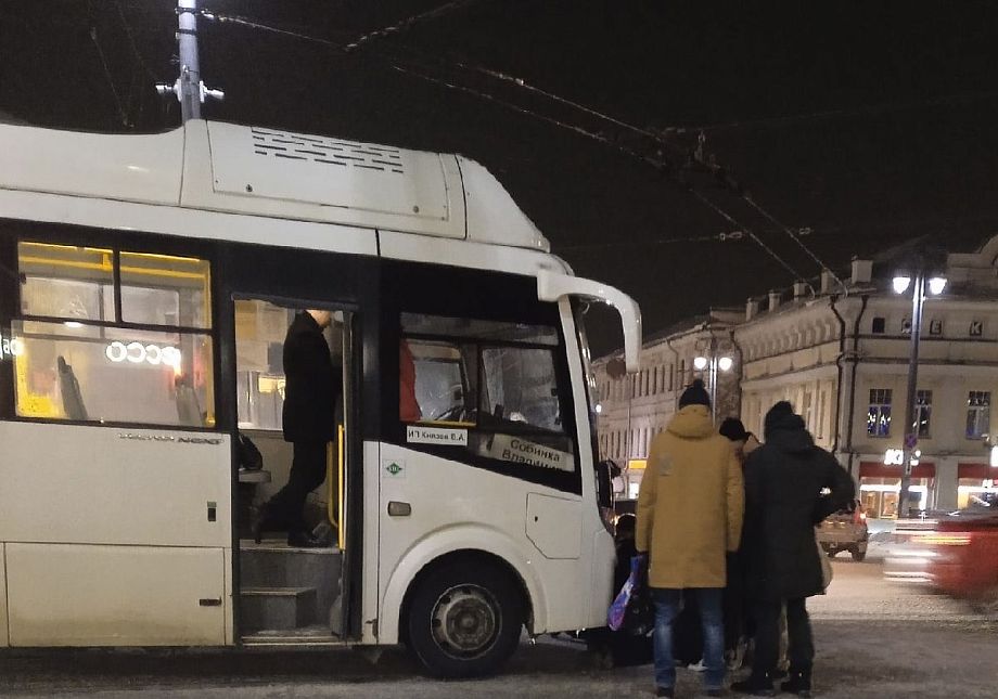 В самом центре Владимира 13-летнюю девочку сбил автобус